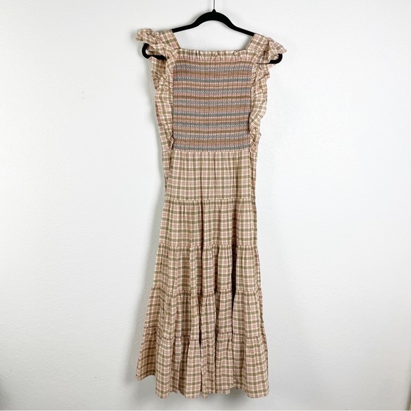 Doen Arbor Smocked Midi Dress in Austen Plaid - Picture 3 of 9